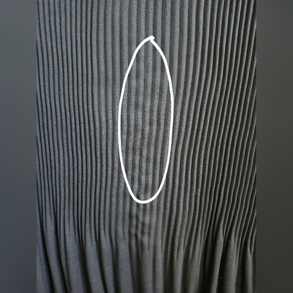 Banana Republic Micro Pleat Ruffle Neck Blouse in Gray - Picture 4 of 4